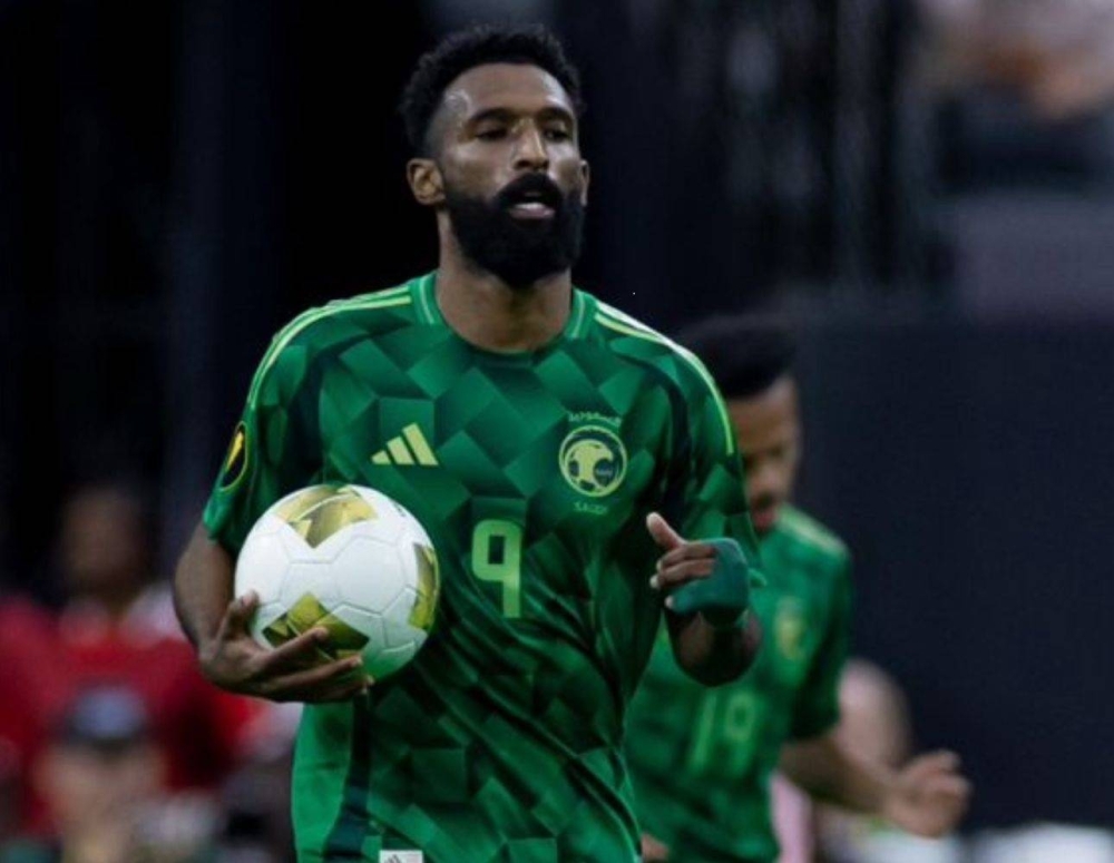 بعد صيام «2,160 يوماً».. البريكان يسجّل في «الكأس الذهبية 2025»