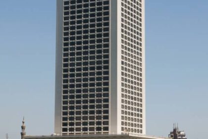 مصر تدين الهجمات الإيرانية على قطر