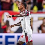 تعادل فلامنجو البرازيلي ولوس أنجلوس الأمريكي