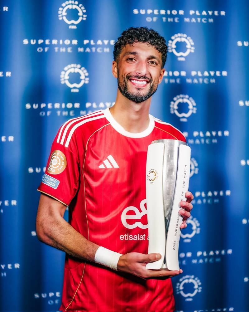 العرب يلمعون في مونديال الأندية بجوائز «رجل المباراة» العرب يلمعون في مونديال الأندية بجوائز «رجل المباراة»