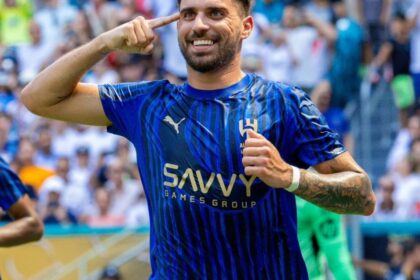 باتشوكا يُهدّد الهلال بالمرتدات الخاطفة