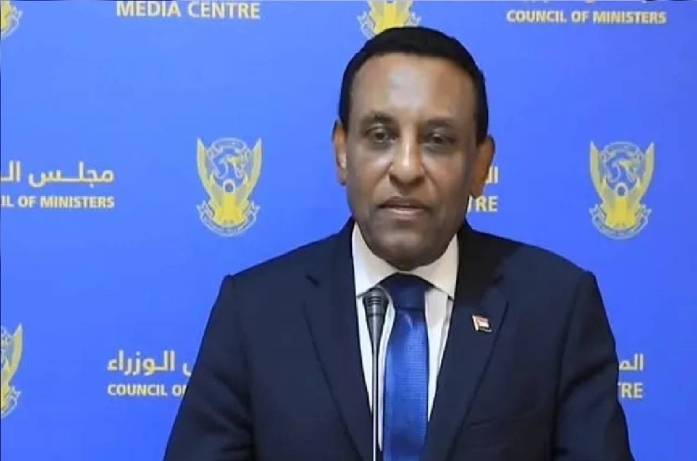 بعد تعيين وزيرين للداخلية والدفاع في السودان.. توقعات بالإبقاء على وزراء «الحركات» بعد تعيين وزيرين للداخلية والدفاع في السودان.. توقعات بالإبقاء على وزراء «الحركات»