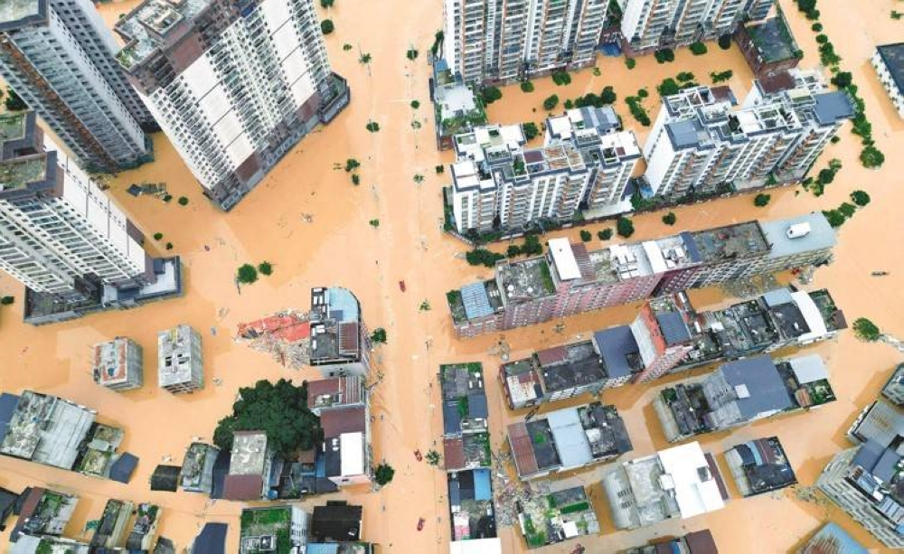 بسبب الفيضانات.. إجلاء 80 ألف شخص من جنوب غرب الصين بسبب الفيضانات.. إجلاء 80 ألف شخص من جنوب غرب الصين