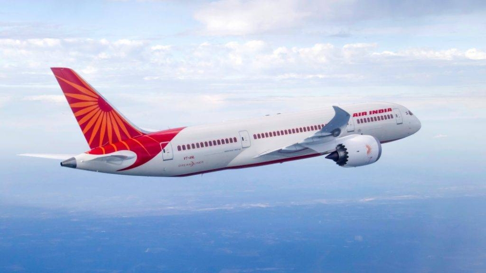 إعياء غامض يصيب ركاب وطاقم طائرة هندية إعياء غامض يصيب ركاب وطاقم طائرة هندية