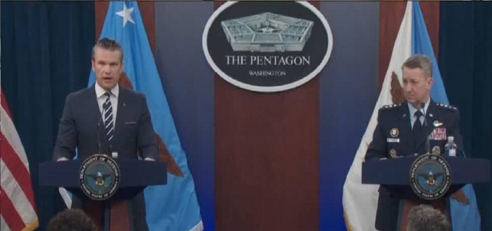 وزير الدفاع الأمريكي: التسريبات هدفها تصوير ضربة المفاعلات النووية الإيرانية على أنها فاشلة وزير الدفاع الأمريكي: التسريبات هدفها تصوير ضربة المفاعلات النووية الإيرانية على أنها فاشلة