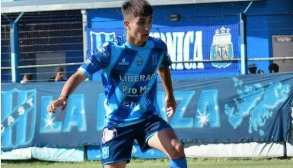 فاجعة في الأرجنتين.. وفاة لاعب أثناء عملية الرباط الصليبي! فاجعة في الأرجنتين.. وفاة لاعب أثناء عملية الرباط الصليبي!