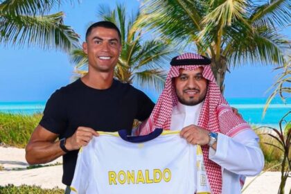 ما هي الجزيرة التي وقع «كريستيانو رونالدو» فيها عقده الجديد؟