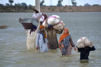 الفيضانات تقتل 32 شخصاً في باكستان