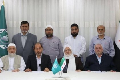 استجابة لدعوة الدولة.. المجلس الإسلامي السوري يحلّ نفسه