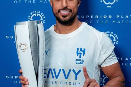الدوسري يظهر مع الهلال في كأس السوبر