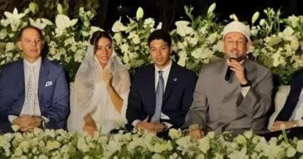 في أجواء عائلية خاصة.. «الزعيم» يحتفي بـ«قران» حفيده عادل في أجواء عائلية خاصة.. «الزعيم» يحتفي بـ«قران» حفيده عادل