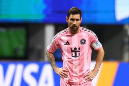 أزمة الرواتب بين برشلونة وميسي.. هل انتهت ؟