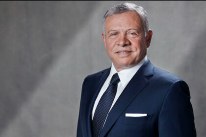 الملك يتلقى اتصالا من رئيس وزراء اليونان لبحث سبل وقف التصعيد بالمنطقة