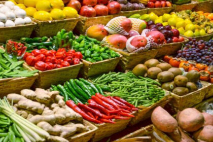 2883 طنا من الخضار والفواكه ترد للسوق المركزي اليوم