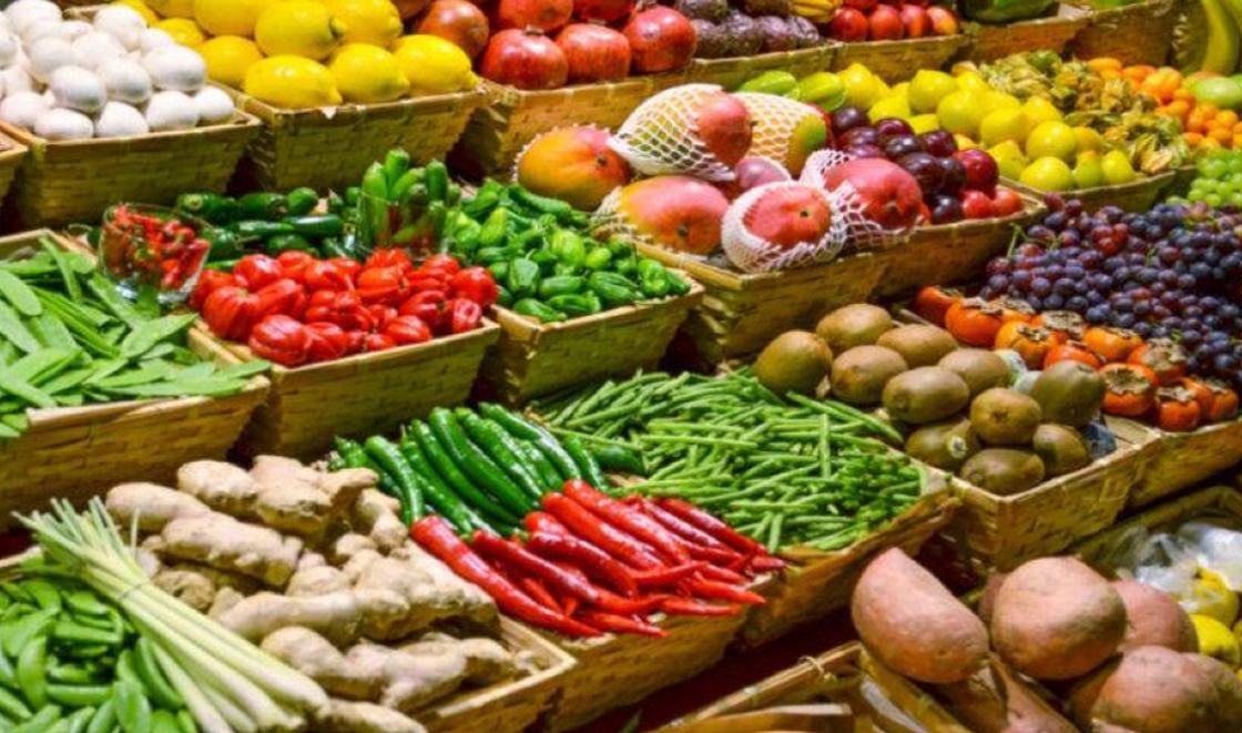 2883 طنا من الخضار والفواكه ترد للسوق المركزي اليوم 2883 طنا من الخضار والفواكه ترد للسوق المركزي اليوم