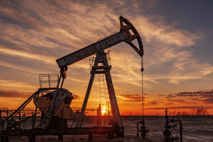 أسعار النفط تواصل ارتفاعها عالميا