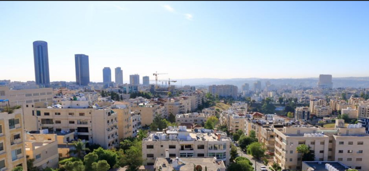 طقس صيفي اليوم وحار الخميس والجمعة