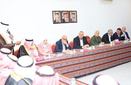 متابعة لزيارة الملك .. العيسوي يناقش مطالب واحتياجات لواء الجفر