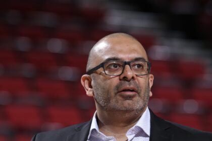 المدرب الكندي رانا مديرا فنيا لمنتخب السلة