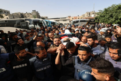 استشهاد 4 صحفيين في قصف الاحتلال ساحة المستشفى المعمداني​ 