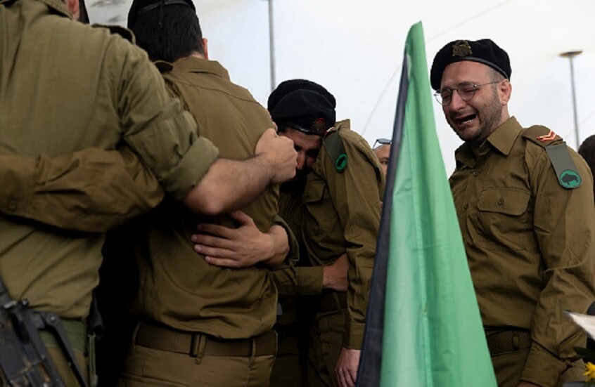 “يديعوت أحرونوت”: جيشنا في غزة كالبط في ساحة الرماية وحرب العصابات دون جدوى “يديعوت أحرونوت”: جيشنا في غزة كالبط في ساحة الرماية وحرب العصابات دون جدوى