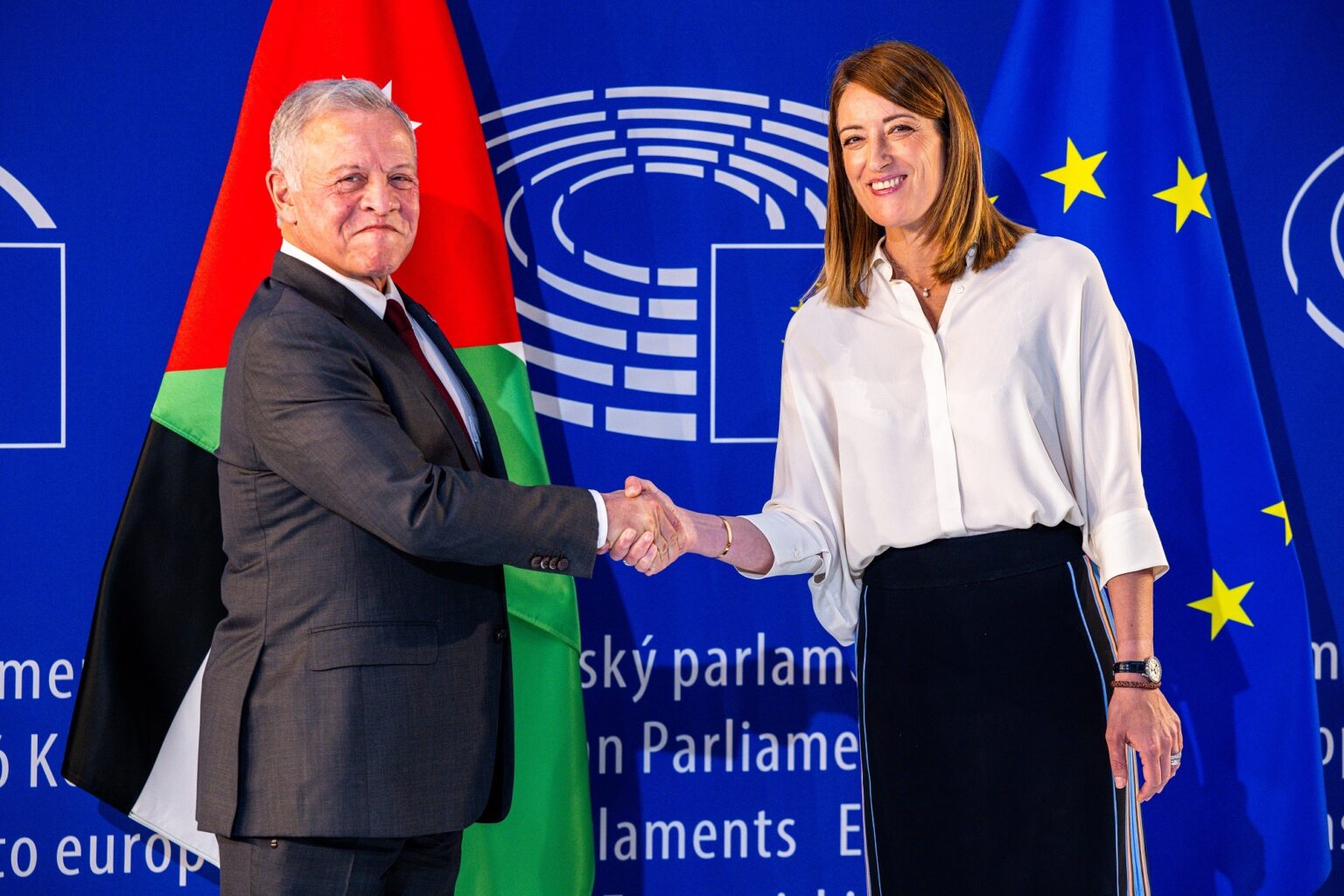 رئيسة البرلمان الأوروبي عن الملك: في كل مرة تترك كلماته أثرا في الجميع رئيسة البرلمان الأوروبي عن الملك: في كل مرة تترك كلماته أثرا في الجميع