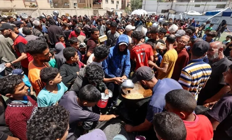 516 شهيدا ارتقوا برصاص الاحتلال عند مراكز توزيع المساعدات في غزة 516 شهيدا ارتقوا برصاص الاحتلال عند مراكز توزيع المساعدات في غزة