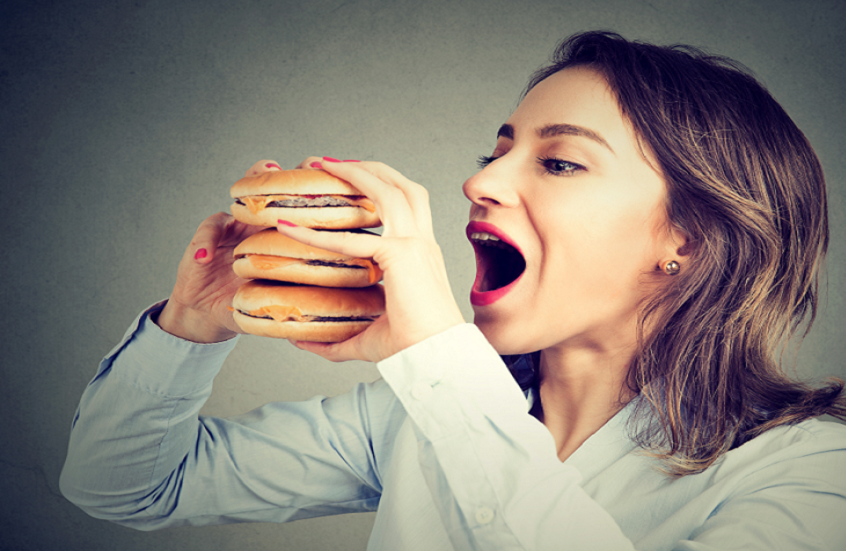 طبيب يحدد العوامل الرئيسية للسمنة طبيب يحدد العوامل الرئيسية للسمنة