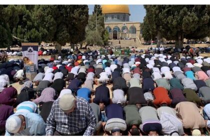 45 ألفا يؤدون صلاة الجمعة في المسجد الأقصى​ 