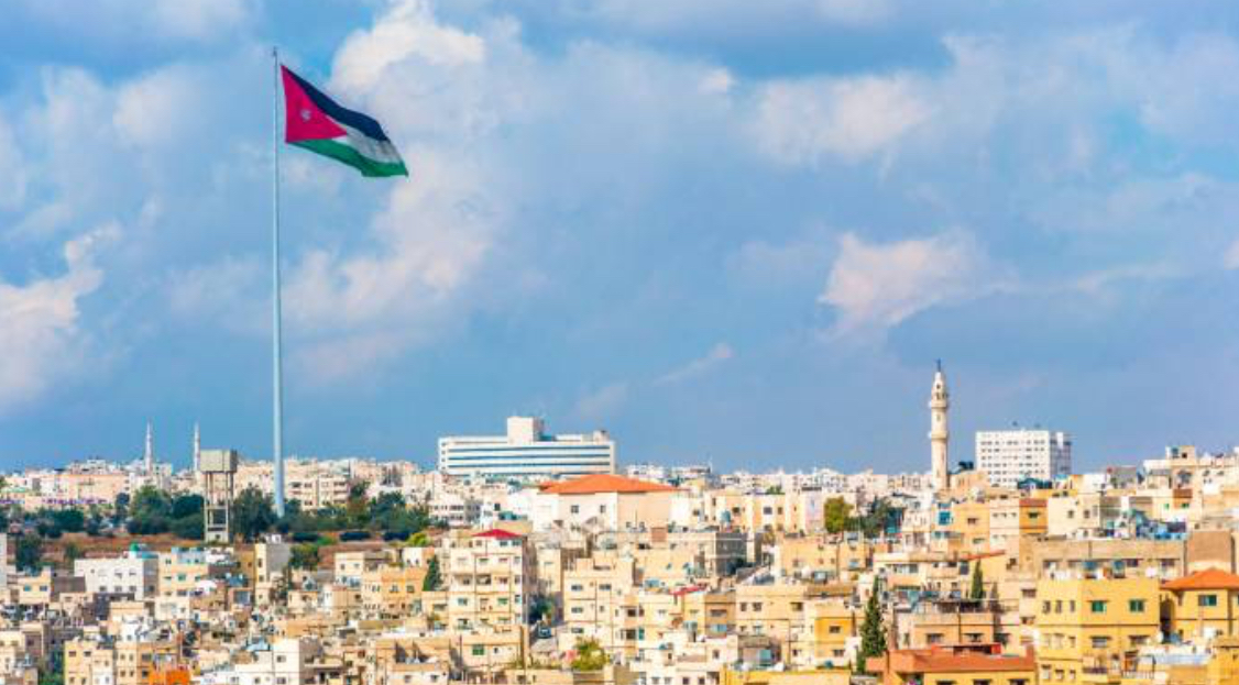 طقس معتدل ولطيف الحرارة في اغلب المناطق حتى الاربعاء طقس معتدل ولطيف الحرارة في اغلب المناطق حتى الاربعاء