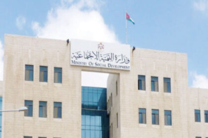 “التنمية” تضع يدها على عقار للجماعة المحظورة تشترك به مع أحد الأحزاب
