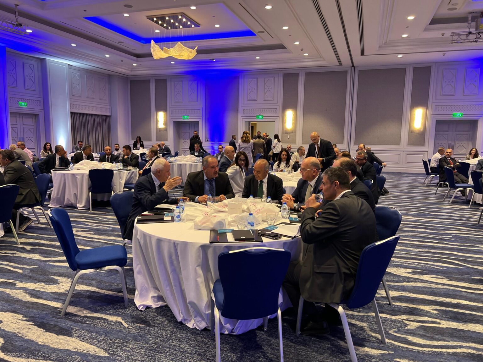 “إنتاج” تعقد جلسة حوارية مع وزير التعليم العالي لبحث مواءمة التعليم مع سوق العمل “إنتاج” تعقد جلسة حوارية مع وزير التعليم العالي لبحث مواءمة التعليم مع سوق العمل