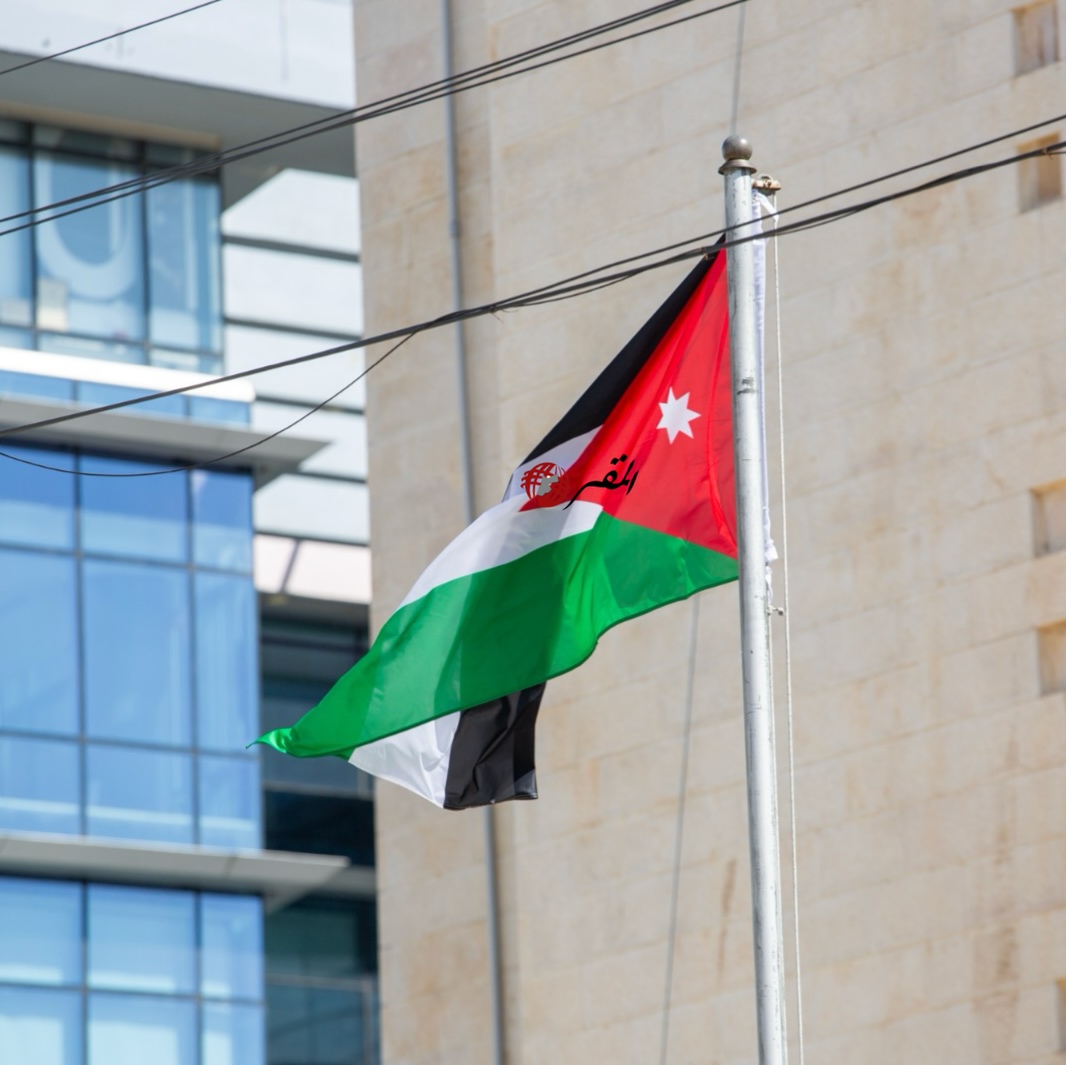 الأردنيون يحتفلون بيوم الجيش وذكرى الثورة العربية الكبرى