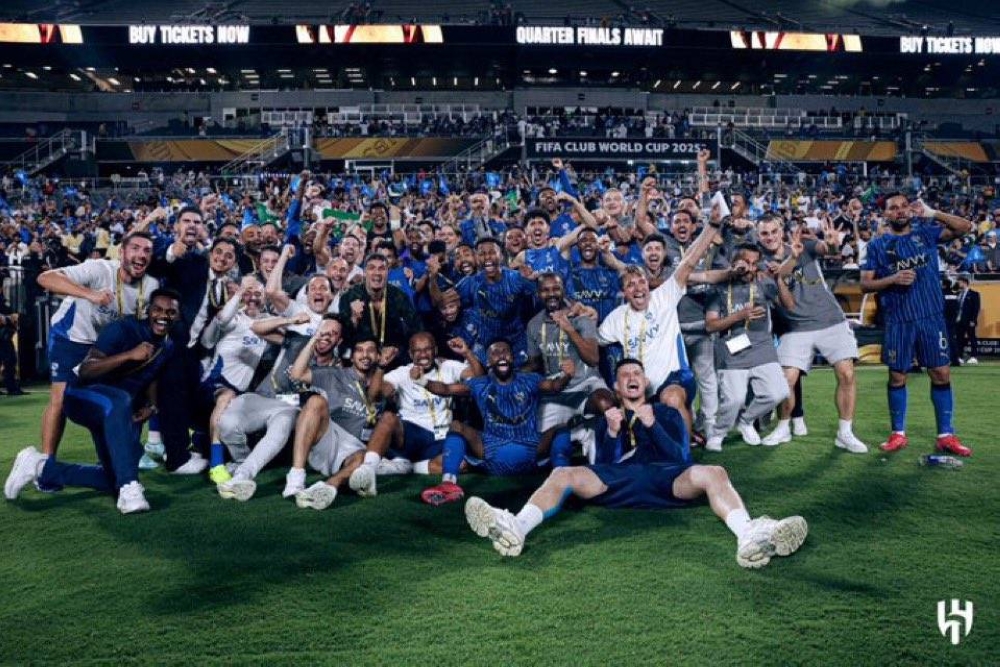 الوليد بن طلال يهنئ ولي العهد بمناسبة فوز الهلال على بطل أندية العالم الوليد بن طلال يهنئ ولي العهد بمناسبة فوز الهلال على بطل أندية العالم