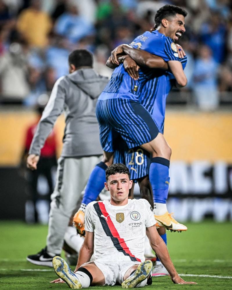 «4» الزعيم تخضع الـ«Man.city» «4» الزعيم تخضع الـ«Man.city»