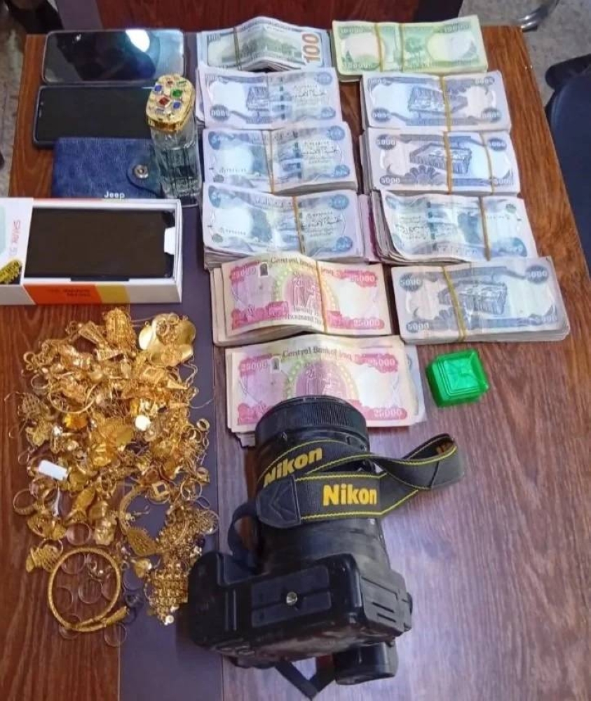 حادثة محيِّرة في العراق.. «كنز» في سيارة متوفى! حادثة محيِّرة في العراق.. «كنز» في سيارة متوفى!