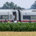 بفأس ومطرقة.. شاب سوري يهاجم ركاب قطار ألماني ويصيب 4