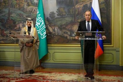هنأ الهلال بفوزه على «مانشستر سيتي».. «لافروف»: لقاء مثير ونصر مستحق