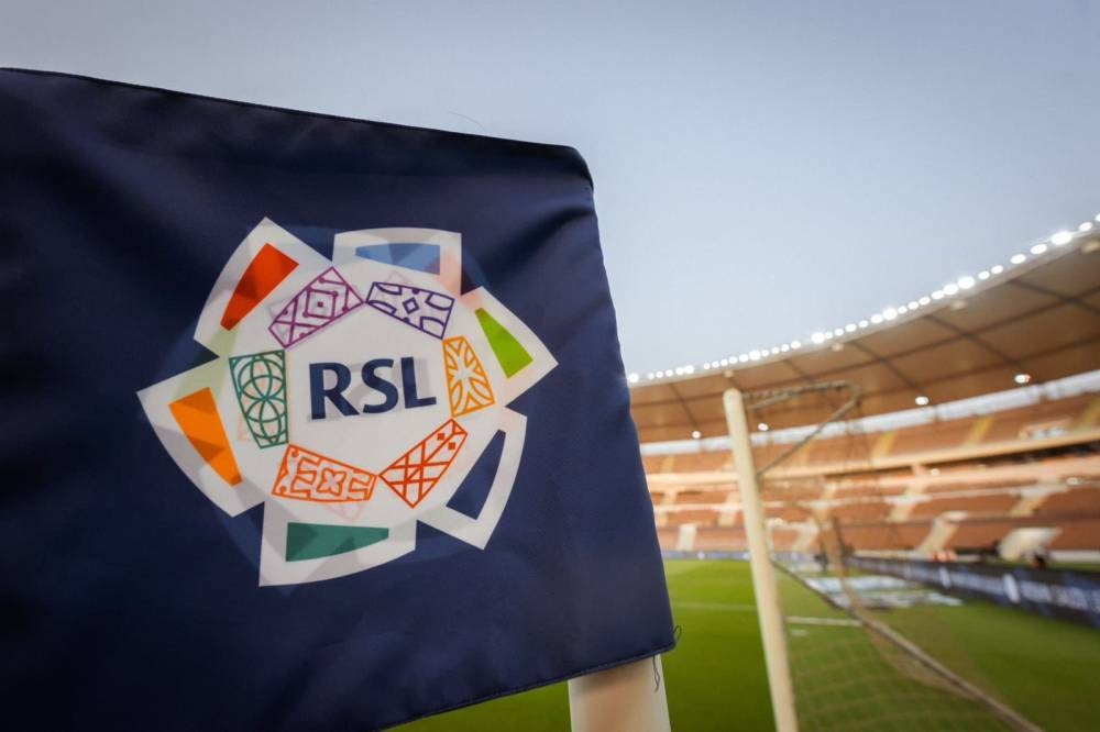 تكليف «لجنة الرقابة المالية» لتحفيز الاستثمار في الأندية والتخطيط المالي