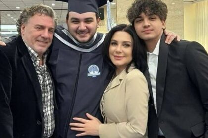سولاف فواخرجي تحتفل بتخرج ابنها «حمزة»