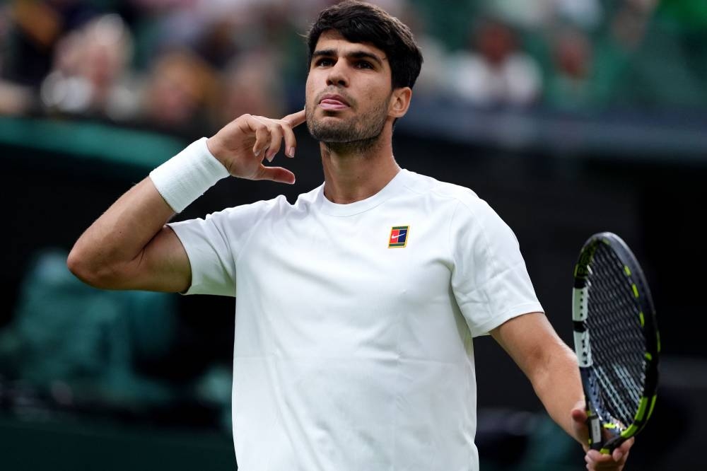 على خطى سامبراس وفيدرر.. ألكاراز يصنع التاريخ في ويمبلدون