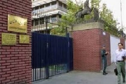 بعد سويسرا.. بريطانيا تعلن إعادة فتح سفارتها في طهران