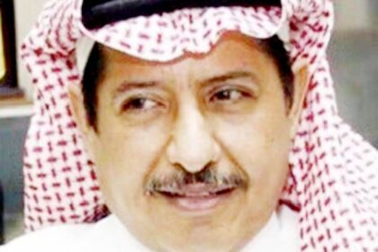 اختار الجهة المضيئة من الفكرة لمواجهة الظلاميين عامٌ على رحيل محمد آل الشيخ
