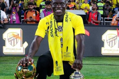 مصادر «عكاظ»: كانتي لايمانع في التمديد مع الاتحاد