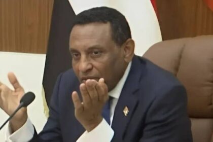 محامي البشير وزيراً للعدل في الحكومة السودانية الجديدة