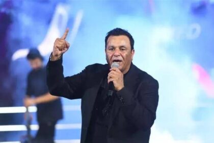 «موتوني بعد تاني يوم من فرح بنتي».. محمد فؤاد يرد على شائعات وفاته