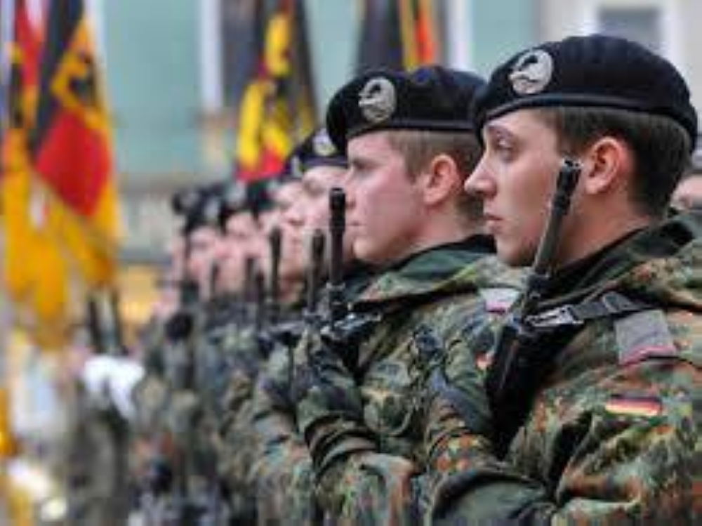 ألمانيا.. بين التجنيد الإجباري وضم المهاجرين للجيش