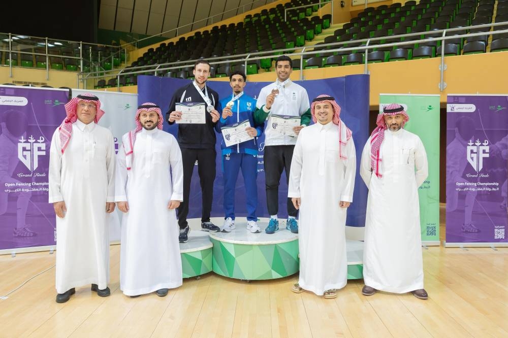 المطيري والعميري يتصدران منافسات البطولة المفتوحة للمبارزة المطيري والعميري يتصدران منافسات البطولة المفتوحة للمبارزة