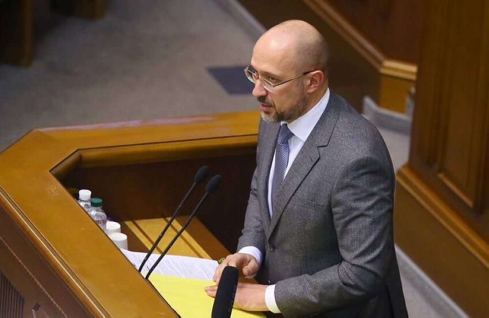 رئيس وزراء أوكرانيا يستقيل.. ونائبته تخلفه