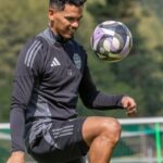 الأهلي يستعد لمواجهة «كومو»